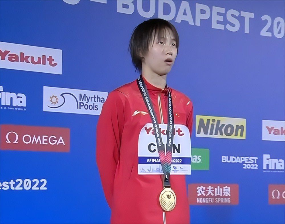 但本赛季罗马此前只通过定位球打进4球，如今球队终于找回了这项得分武器。